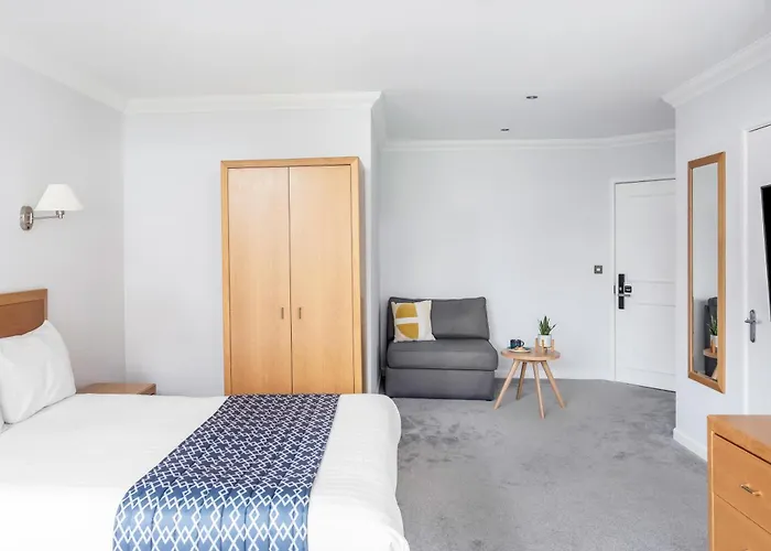 The Kilbirnie Hotel